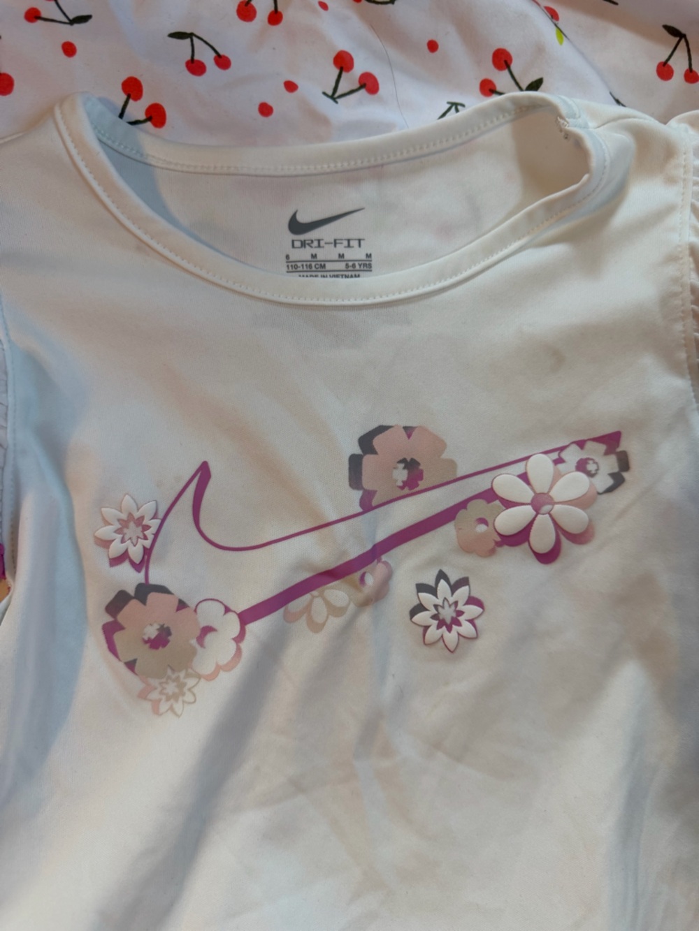 Nike Girls White and Pink Floral Swoosh Matching Set - Picture 2 of 6
